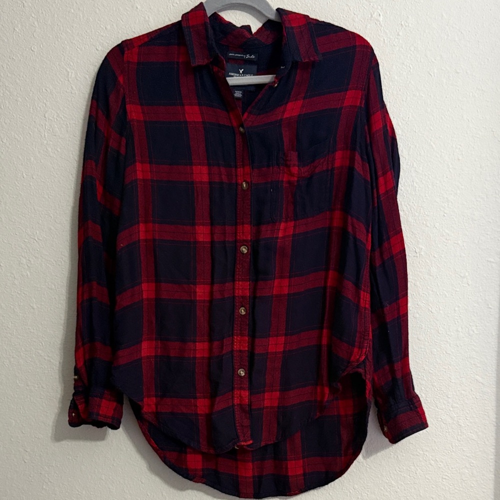 American Eagle Outfitters Amazingly Soft Boyfriend Fit Red and Navy Plaid Shirt